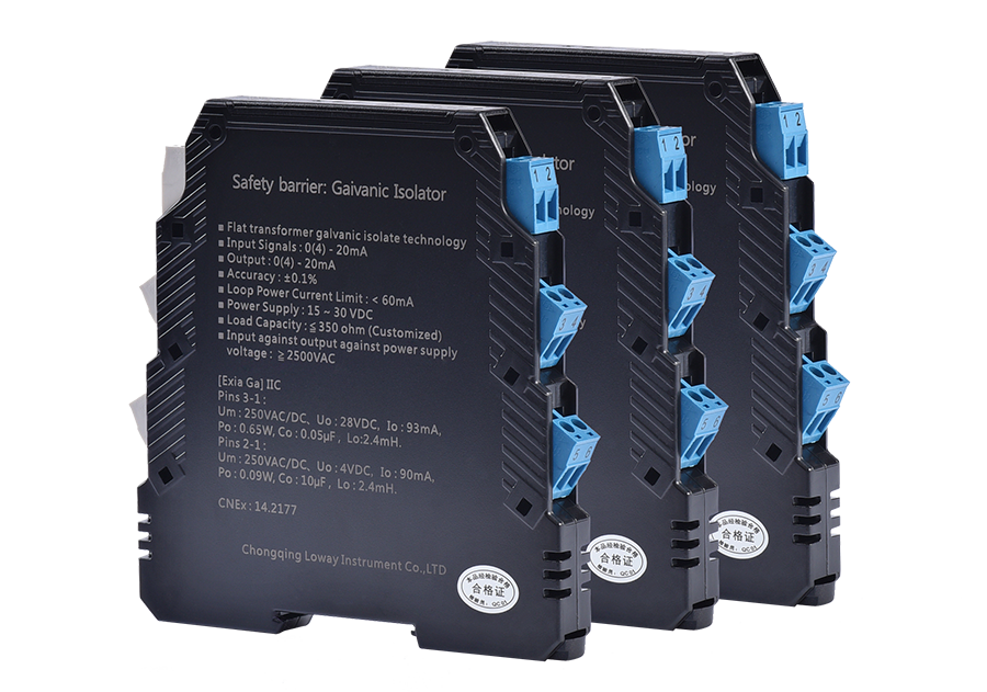 Analog output isolation safety barrier